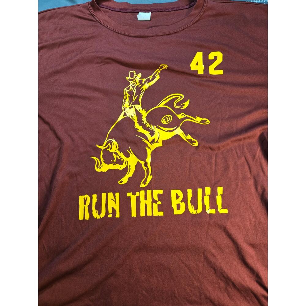 Vintage "Run The Bull" Rodeo t-Shirt Maroon/ Burguindy and Yellow Graphic  large